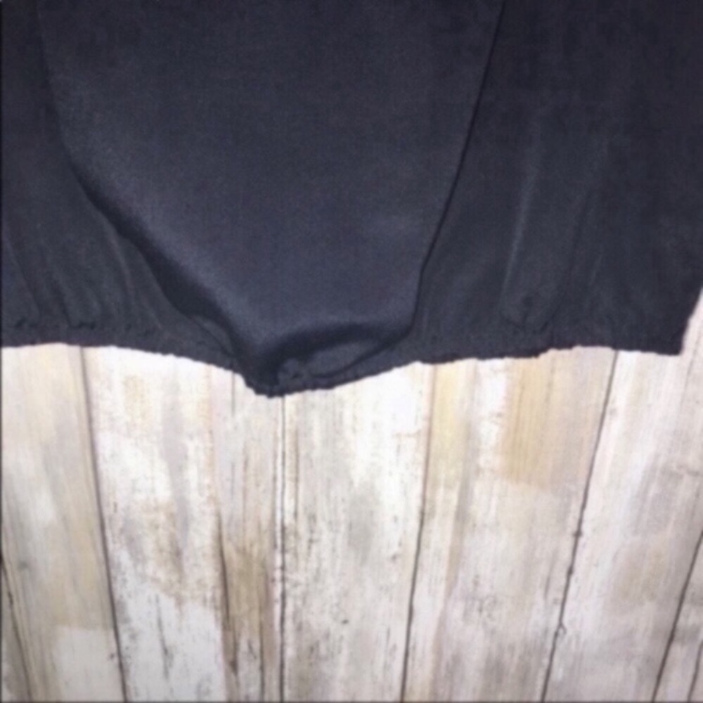 LOFT Black Ruffle Neck Sleeveless Blouse XS Minimalist Top - Picture 4 of 4